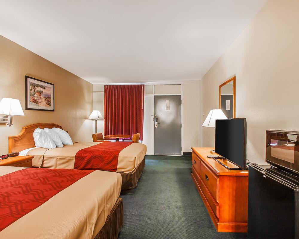 Econo Lodge Cullman Exteriör bild
